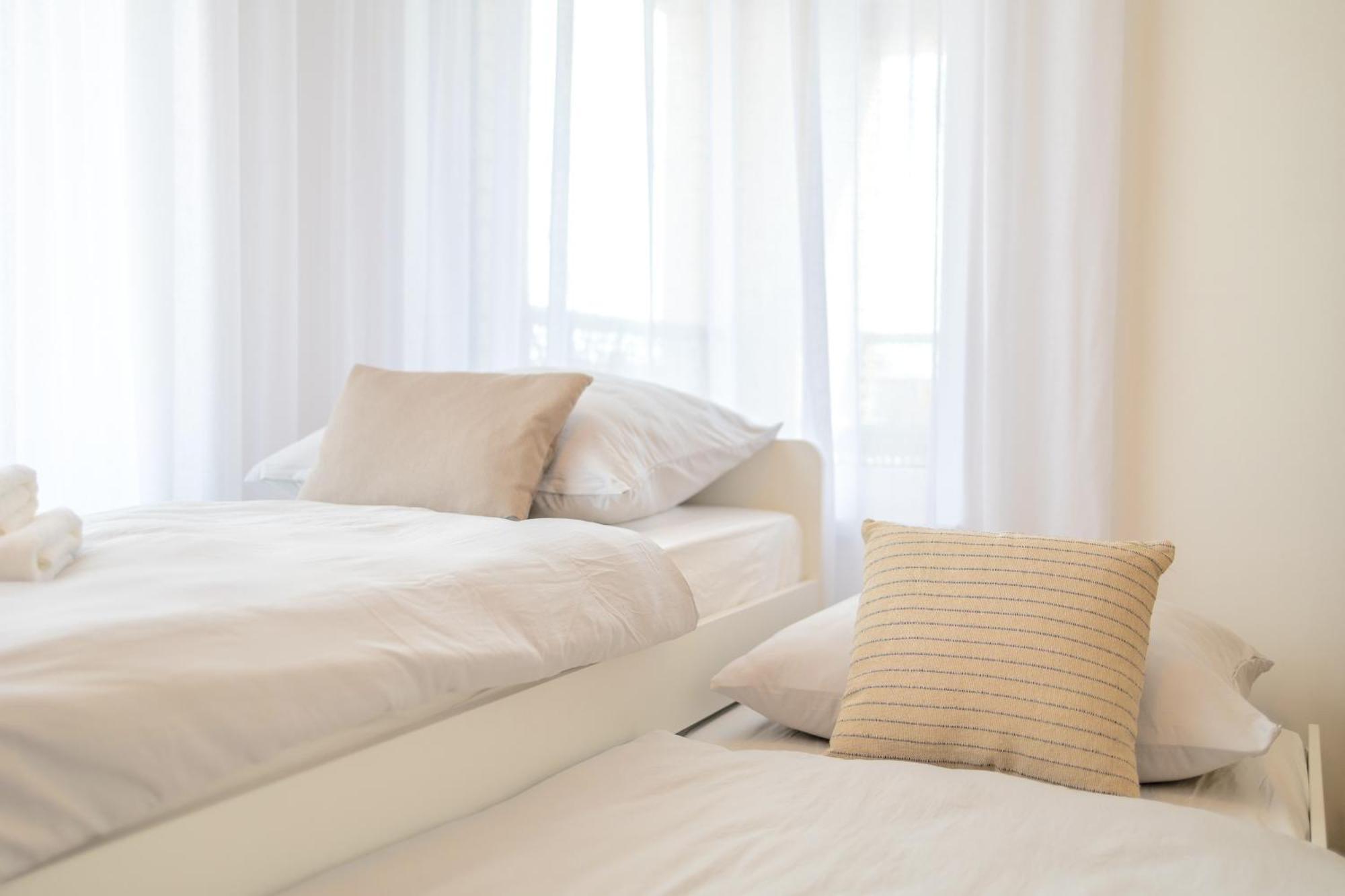 Ferienwohnung Bright 2Br - 5Th Floor, Balcony, Free Parking By Gravity Prag Exterior foto